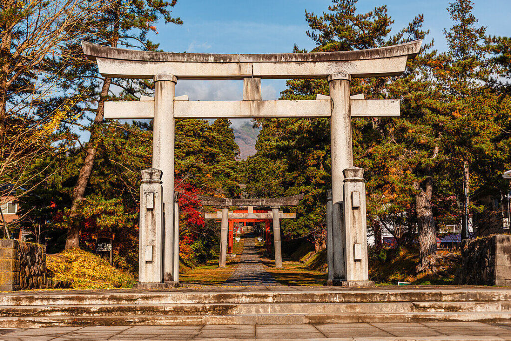 traditional Japanese gate